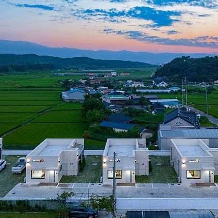 Gyeongju Hathor Pool Villa Exterior foto